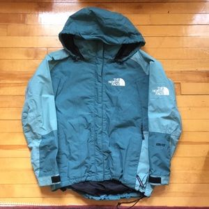 Vintage North Face Gore Tex jacket women’s medium